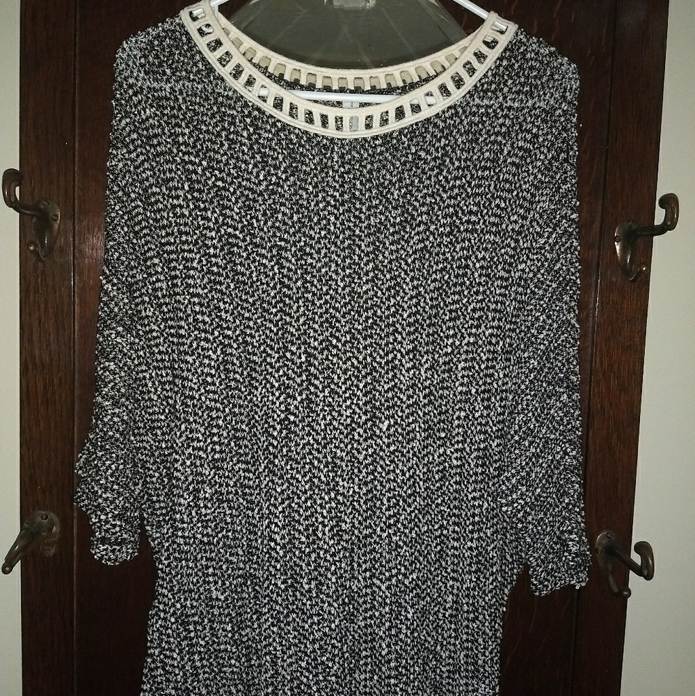 Yuni light sweater size 1x
